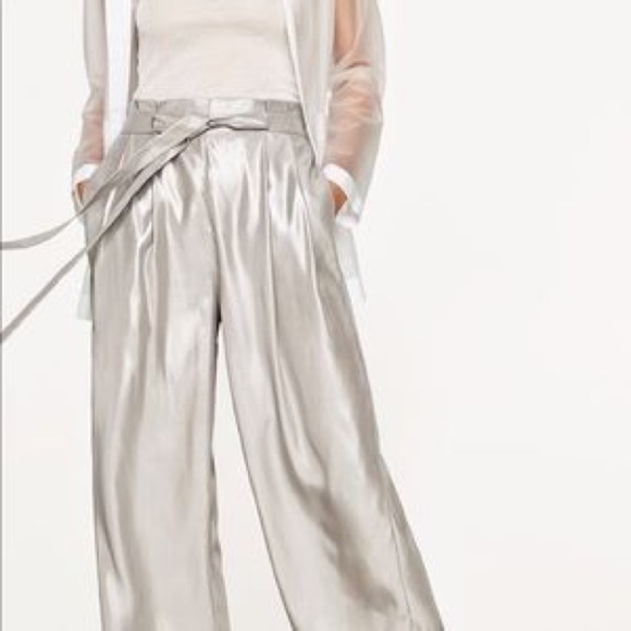 Zara Pants - NWT Zara Silver Metallic Culottes Cropped Pants